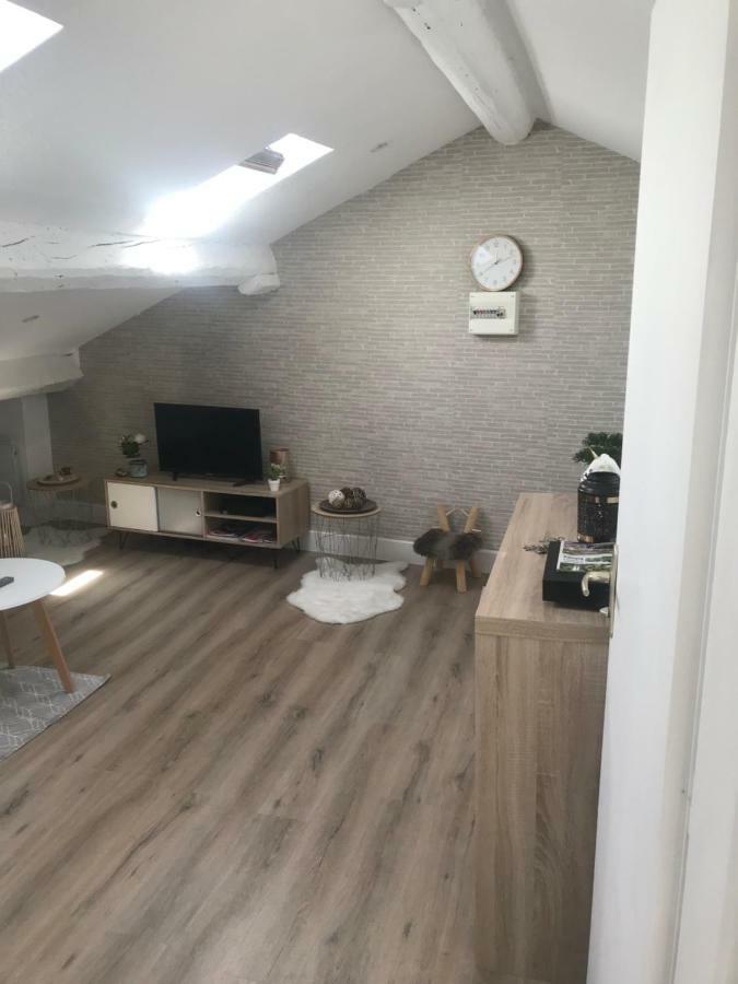 Valence 26000公寓 外观 照片